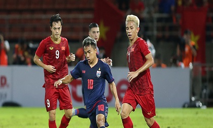 Tuyển Việt Nam đá vòng loại World Cup: Thầy hăng, chỉ lo trò...