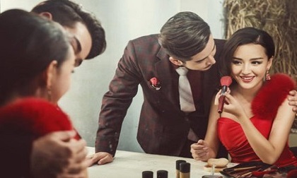 Vì sao đàn ông có vợ đẹp, con ngoan nhưng vẫn cực khoái 'cảm giác lạ'?