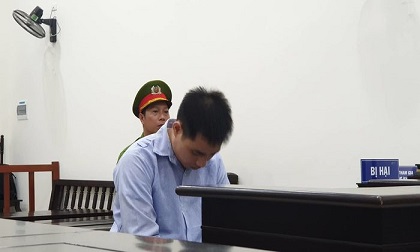 Nỗi đau người cha bé gái 9 tuổi bị gã bán thịt lợn chở vào vườn chuối xâm hại: 'Gia đình tôi muốn bị cáo chịu án tử hình'