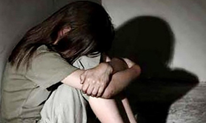 12 năm tù cho “yêu râu xanh” là bác họ xâm hại bé gái 4 tuổi ở Hà Nội