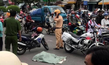 Vụ bao tải chứa thai nhi rơi giữa đường: Người làm rơi có hoạt động từ thiện chôn cất thi thể thai nhi