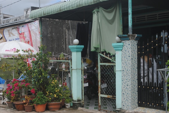 be trai 1 tuoi tu vong ngay buoi dau den diem giu tre hinh anh 1