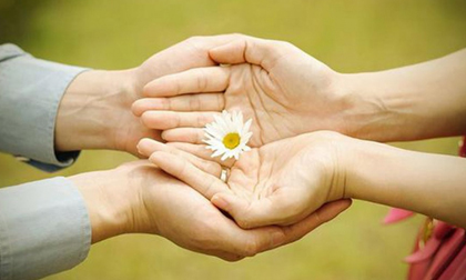 Phật dạy: Cuộc sống có 2 loại nhờ vả cần tránh xa kẻo làm ơn mắc oán
