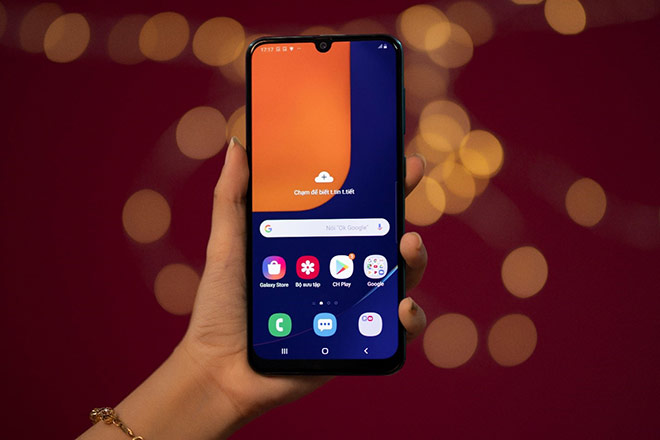 top smartphone co sac nhanh, gia “mem” hinh anh 2