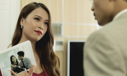 Biết bồ của chồng có thai, vợ phá lên cười và phán một câu lạnh người
