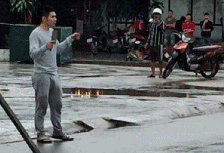 Đối tượng ngáo đá, cầm dao đuổi chém người qua đường