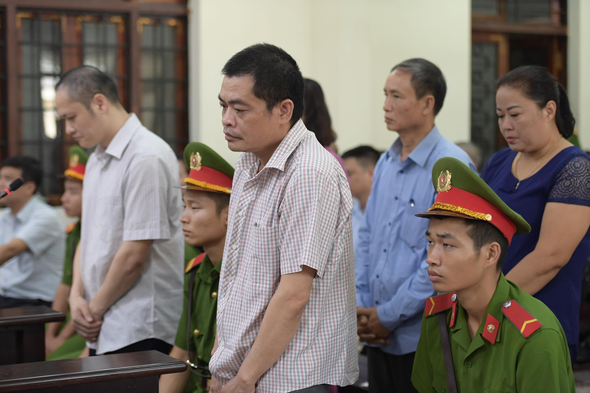 lai bat ngo hoan xet xu vu gian lan diem thi thpt tai ha giang hinh anh 2
