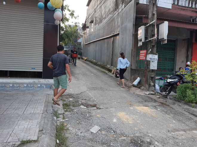 Vợ cựu phó GĐ truy sát gia đình em gái kể những lần chồng dồn tiền tích góp  cho em út và cháu vay - 1