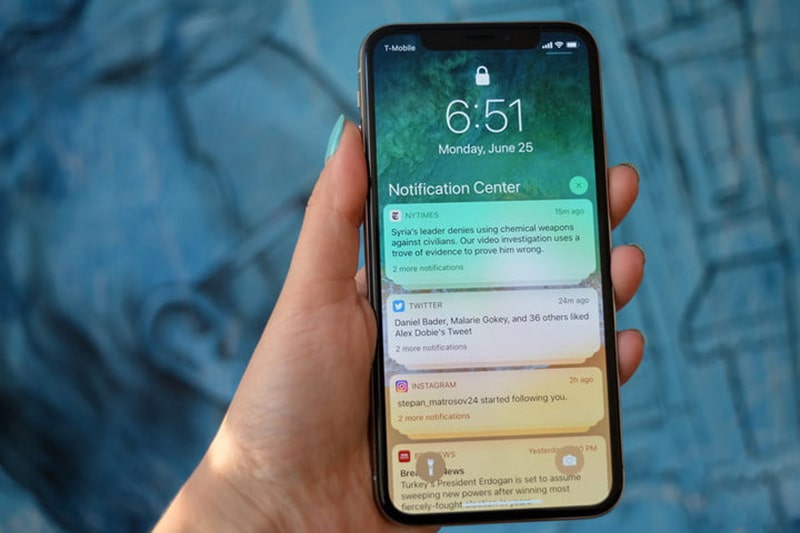 mua iphone cu nen chon x hay xs de su dung duoc lau dai? hinh anh 2