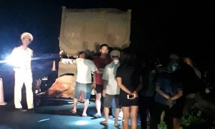 Đi xe máy trái phép trên cao tốc Nội Bài - Lào Cai, 2 thanh, thiếu niên tử vong
