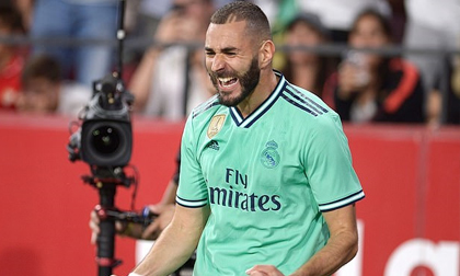 Benzema rực sáng đưa Real Madrid lên tốp đầu La Liga