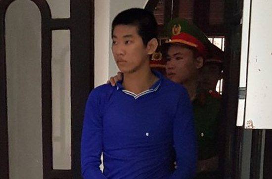 Lĩnh 17 năm tù vì làm bé gái 13 tuổi mang thai