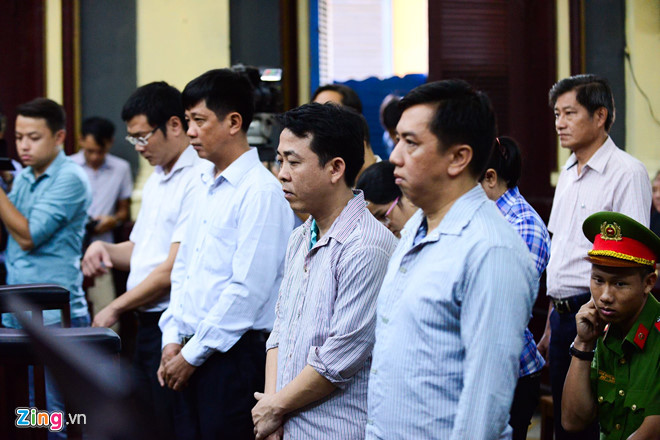 Toa trieu tap gan 200 nguoi toi phien xu cuu Tong giam doc VN Pharma hinh anh 1 