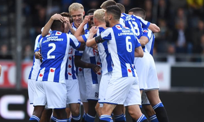 Văn Hậu tiếp tục bị Heerenveen 'bỏ quên' trên băng ghế dự bị