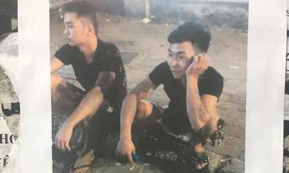 NÓNG: Chân dung 2 đối tượng nghi sát hại nam sinh chạy xe ôm công nghệ đang được Công an Hà Nội truy tìm