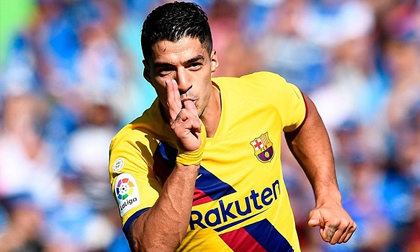 Vắng Messi, Barca vẫn thắng dễ nhờ Suarez