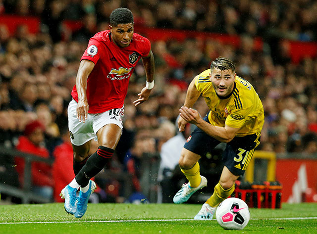 MU 1-1 Arsenal: Aubameyang và VAR lên tiếng giải cứu Arsenal