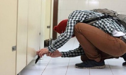 Cô gái Hàn Quốc tự tử vì bị quay lén trong phòng thay đồ bệnh viện