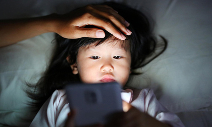 Cho trẻ đi ngủ sau 22 giờ là dại: 5 sai lầm tai hại khiến bé thấp lùn, nhẹ cân so với bạn bè