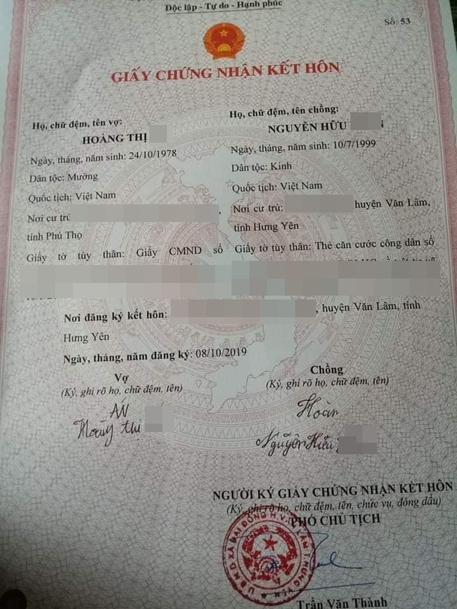 Xôn xao thông tin cô dâu 41 cưới chú rể 20 tuổi, giấy đăng ký kết hôn được chia sẻ trên mạng xã hội - Ảnh 2.