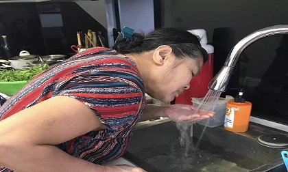Nước sạch bỗng có mùi: Nhận định nguyên nhân ban đầu
