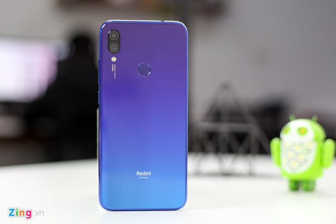9/10 smartphone bán chạy nhất VN thuộc về Samsung, Oppo