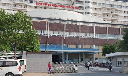 Bệnh nhân bị tai nạn giao thông nhảy lầu tự tử ở bệnh viện