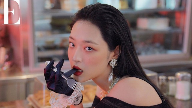 Luôn vui vẻ, xinh đẹp, chẳng ai ngờ Sulli phải 1 mình đấu tranh với căn bệnh đáng sợ này từ khi còn bé