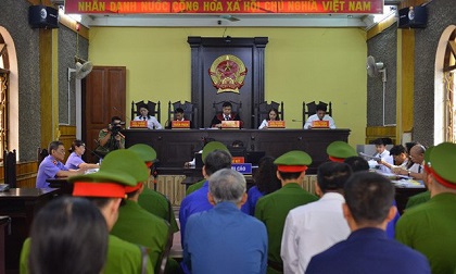 Xét xử vụ gian lận điểm thi tại Sơn La: 'Tất cả đã làm rồi, mình tôi không làm không được'