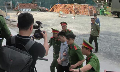 Kẻ sát hại người yêu rồi giấu các bộ phận cơ thể trong tủ lạnh hầu tòa