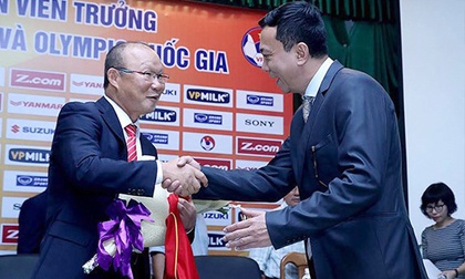 VFF lo xong tiền lương, thầy Park chờ... cú hích mới gật