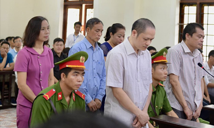 Tuyên án vụ gian lận thi cử ở Hà Giang: Liệu tòa có trả hồ sơ?
