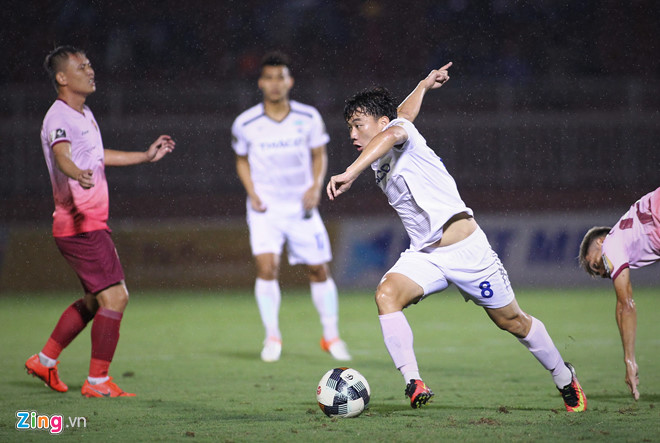 Minh Vuong la vua pha luoi noi cua V.League 2019 hinh anh 1 