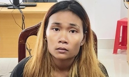 Một phụ nữ nước ngoài mang 5kg ma túy đá từ Campuchia về Việt Nam