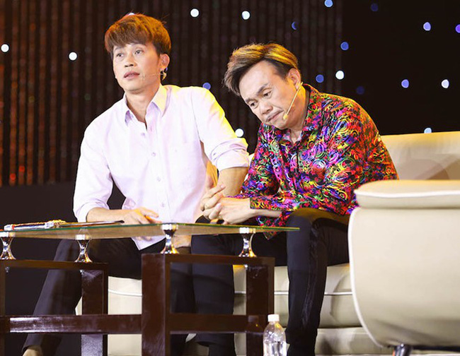Hoài Linh lên tiếng trước nghi án rút hết gameshow, lui về ở ẩn vì quá chán showbiz Hoài Linh lên tiếng trước nghi án rút hết gameshow, lui về ở ẩn vì quá chán showbiz