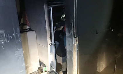 Đôi nam nữ mắc kẹt trong căn nhà bị cháy ở Gò Vấp