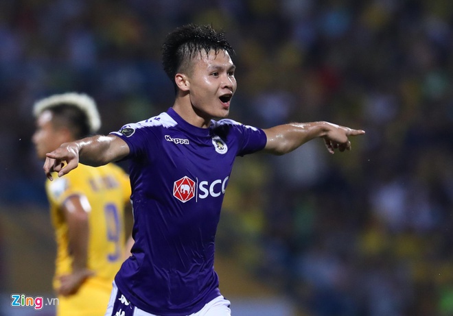 Quang Hai tu choi sang J.League de khoac ao CLB Ha Noi hinh anh 1 31_zing.jpg