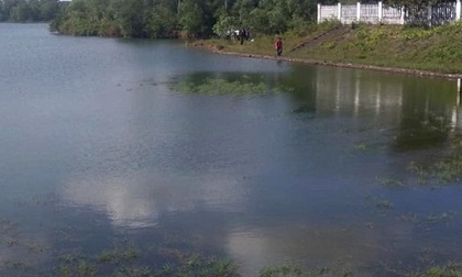Nam sinh chuyên toán tử vong dưới hồ