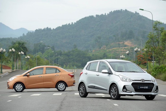 '. 10 xe bán chạy nhất Việt Nam ở các phân khúc .'