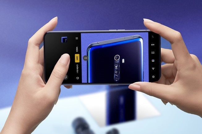 Nhieu smartphone giam gia manh dau nam 2020 tai Viet Nam hinh anh 4 Reno_lay2_4x5.jpg