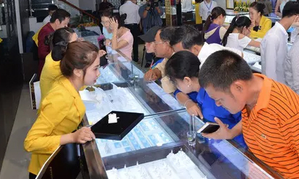 Giá vàng SJC lên mức cao nhất trong nhiều năm