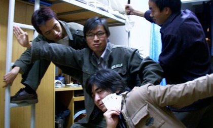 Nam sinh từng đạt giải Olympic giết 4 bạn học tại kí túc