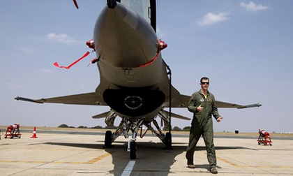 Nóng: 22 tên lửa Iran bắn trúng căn cứ Mỹ ở Iraq, 80 lính Mỹ thiệt mạng