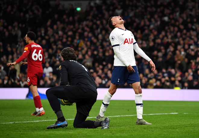 Danh bai Mourinho, Klopp co chuoi bat bai tuong duong 1 mua giai hinh anh 2 2020_01_11T184810Z_900140180_RC2UDE9VSWE6_RTRMADP_3_SOCCER_ENGLAND_TOT_LIV_REPORT.JPG