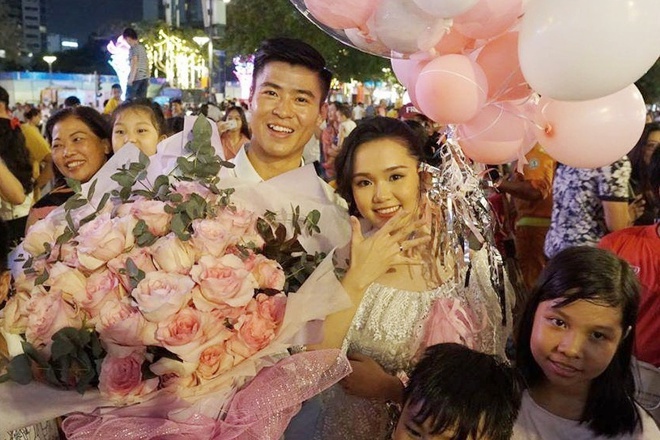 Trung ve Duy Manh cong bo ngay ket hon hinh anh 2 a11.jpg