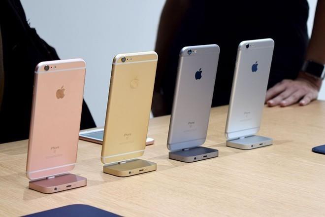 iPhone 6S, 6S Plus sap bien mat o Viet Nam hinh anh 1 iphone6shandson.jpg