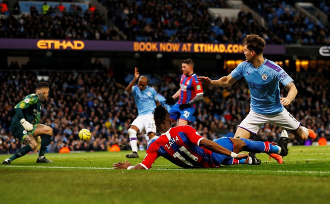 Man City bi cam hoa tren san nha voi ban phan luoi phut 90 hinh anh 2 2020_01_18T170945Z_547952185_RC2HIE96QB34_RTRMADP_3_SOCCER_ENGLAND_MCI_CRY_REPORT.JPG