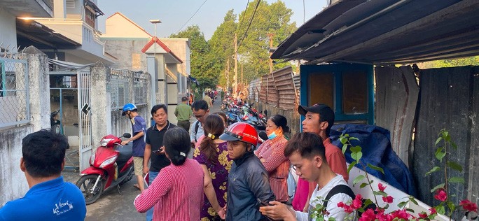 Cháy nhà ở quận 9, năm người thiệt mạng - Ảnh 2.