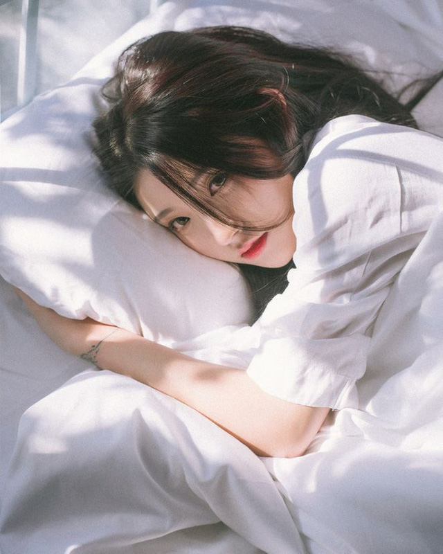 '. Còn ít tuổi đã xuất hiện những dấu hiệu này chứng tỏ bạn đang già đi nhanh chóng, sức khỏe sập sệ hơn hẳn bạn bè cùng tuổi .' '. Còn ít tuổi đã xuất hiện những dấu hiệu này chứng tỏ bạn đang già đi nhanh chóng, sức khỏe sập sệ hơn hẳn bạn bè cùng tuổi .'