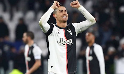 Ronaldo góp mặt trong top 5 chân sút vĩ đại nhất lịch sử